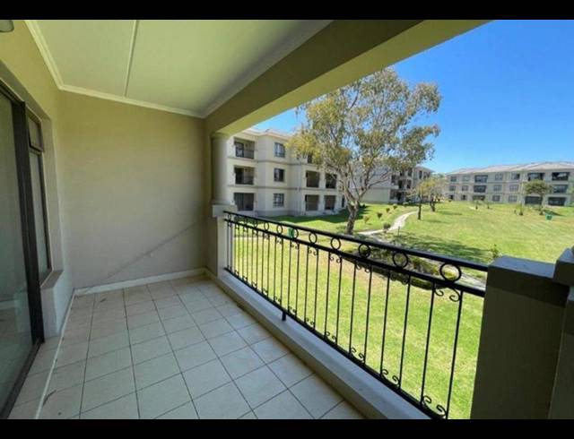 3 BEDROOM TOWNHOUSE FOR SALE IN SUMMERSET